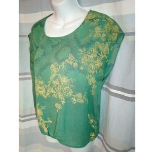 CAbi Top | Green & Gold Small